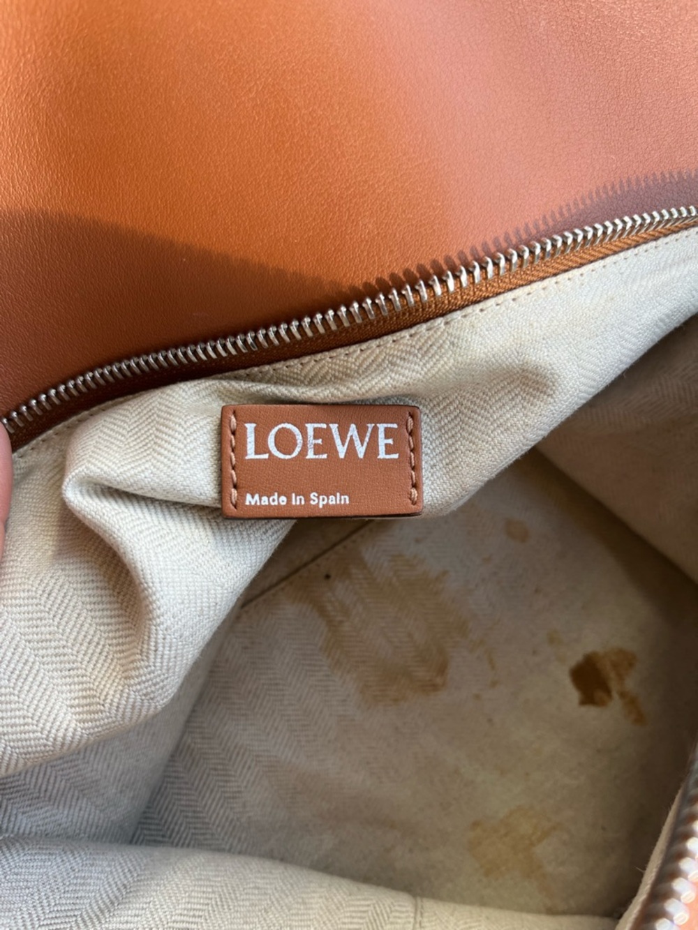 Loewe Large Puzzle - Picture 12 of 17